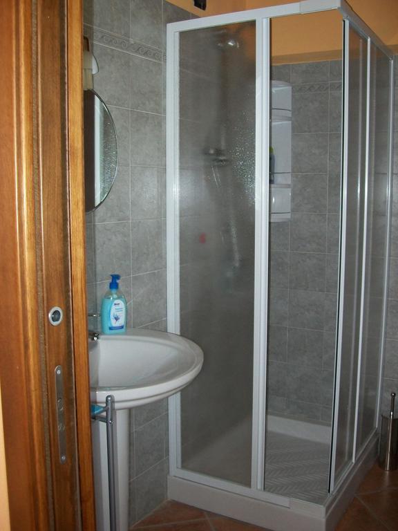 Il Fabianetto Apartment Vezzano Ligure Phòng bức ảnh